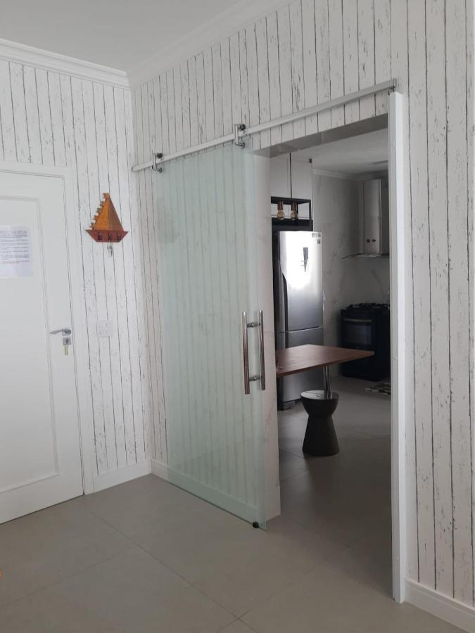 Apartamento Frente Ao Mar Apartment Гуаружа Екстериор снимка