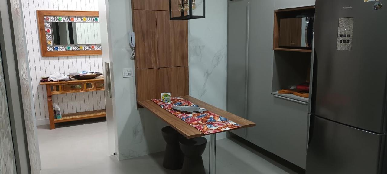Apartamento Frente Ao Mar Apartment Гуаружа Екстериор снимка